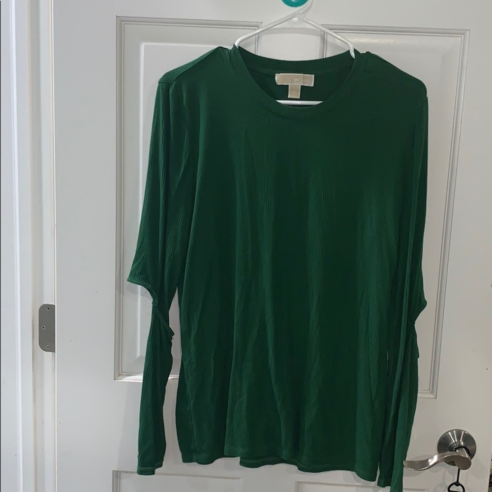 Super cute , never worn cut out elbow long sleeve